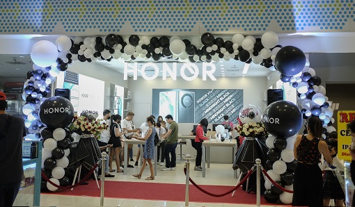 HONOR SM Fairview HONOR SM Fairview